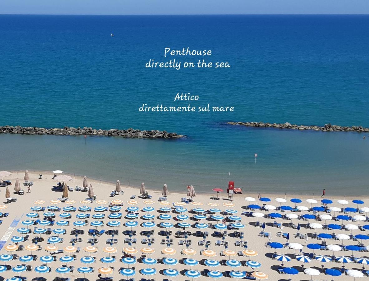 Apartamento La Terrazza Sul Mare Montesilvano Marina Exterior foto
